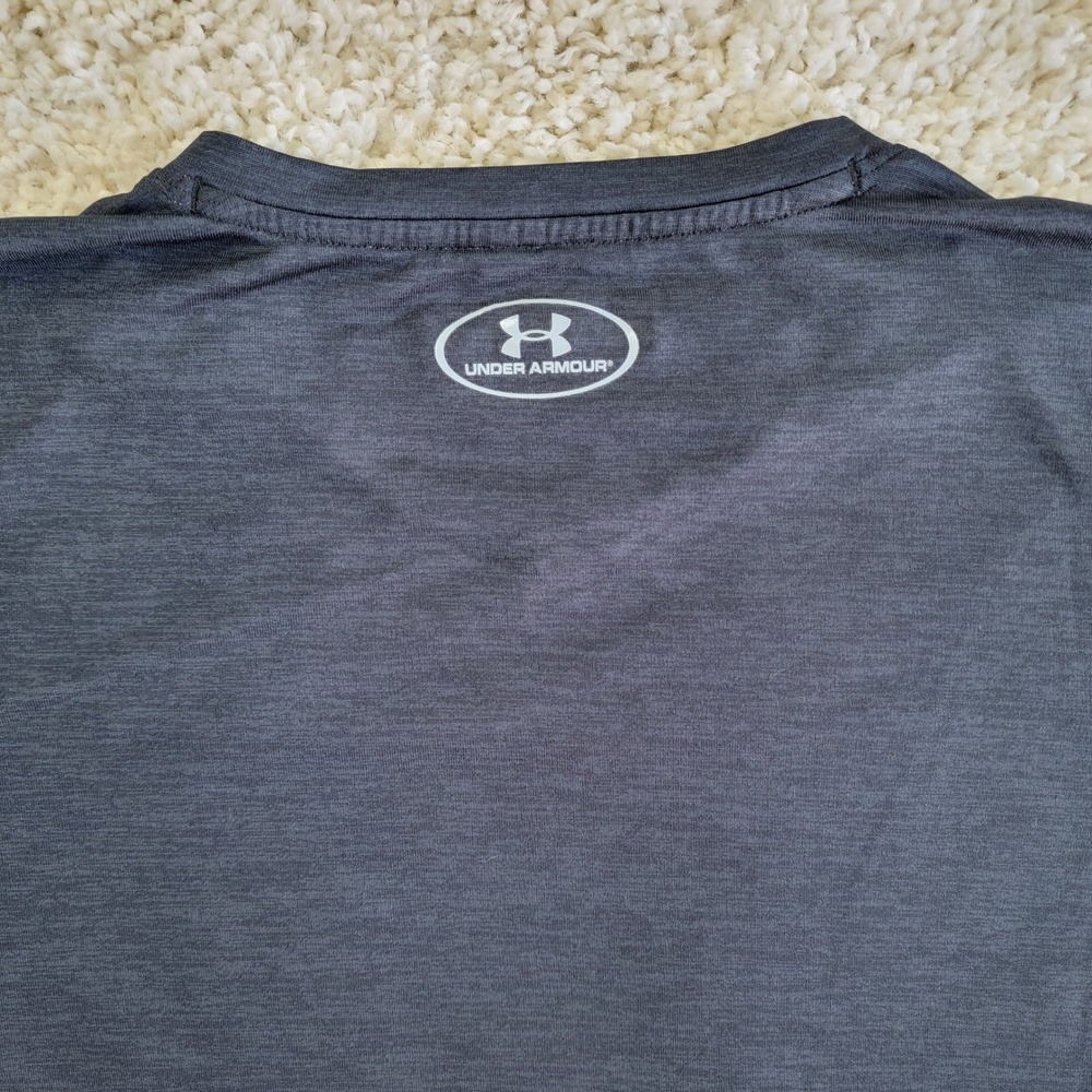 Under Armour Mens V-Neck T-Shirt HeatGear Gray Loose Fit Size Medium - Picture 8 of 9